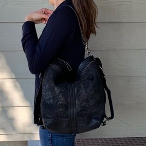 Rough & Tumble Medium Vintage Hoop Hobo Double Zip